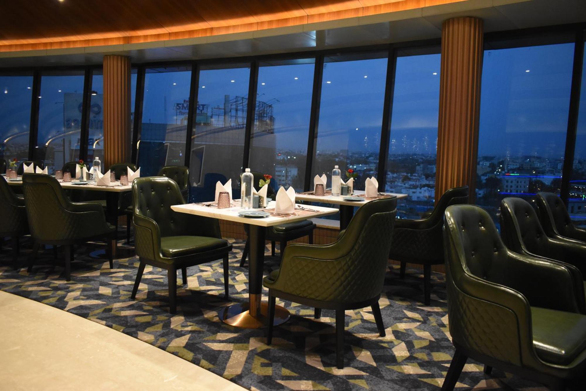 The Maple Hotel Bhopál Kültér fotó