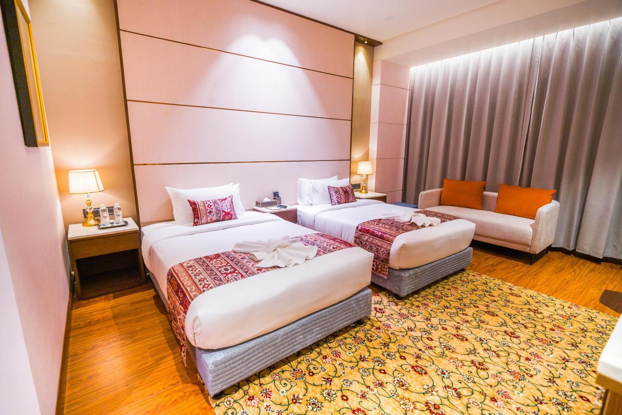 The Maple Hotel Bhopál Kültér fotó